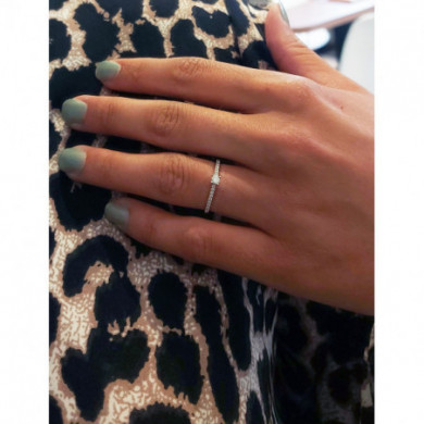 Bague femme or blanc solitaire accompagné 0,22 carat